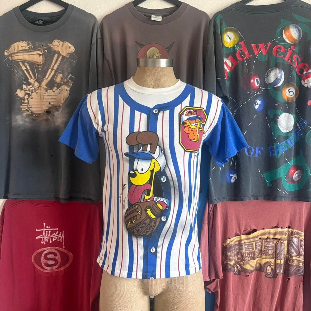 Vintage 1990s Garfield AOP T-shirt